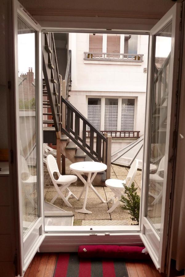 Agreable Appartement Dans Le Vieux Trouville 외부 사진